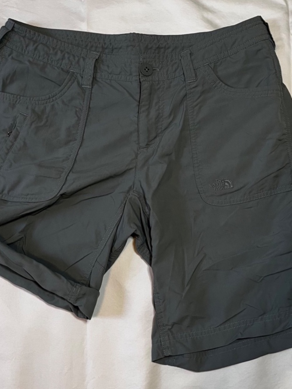 The North Face Horizon Shorts Style CFT7 2.0 Roll-Up Cuff olive Women’s Size 8